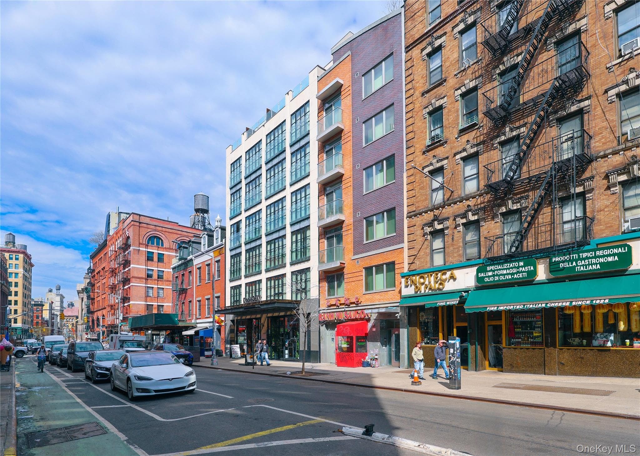 198 Grand Street thumbnail 32