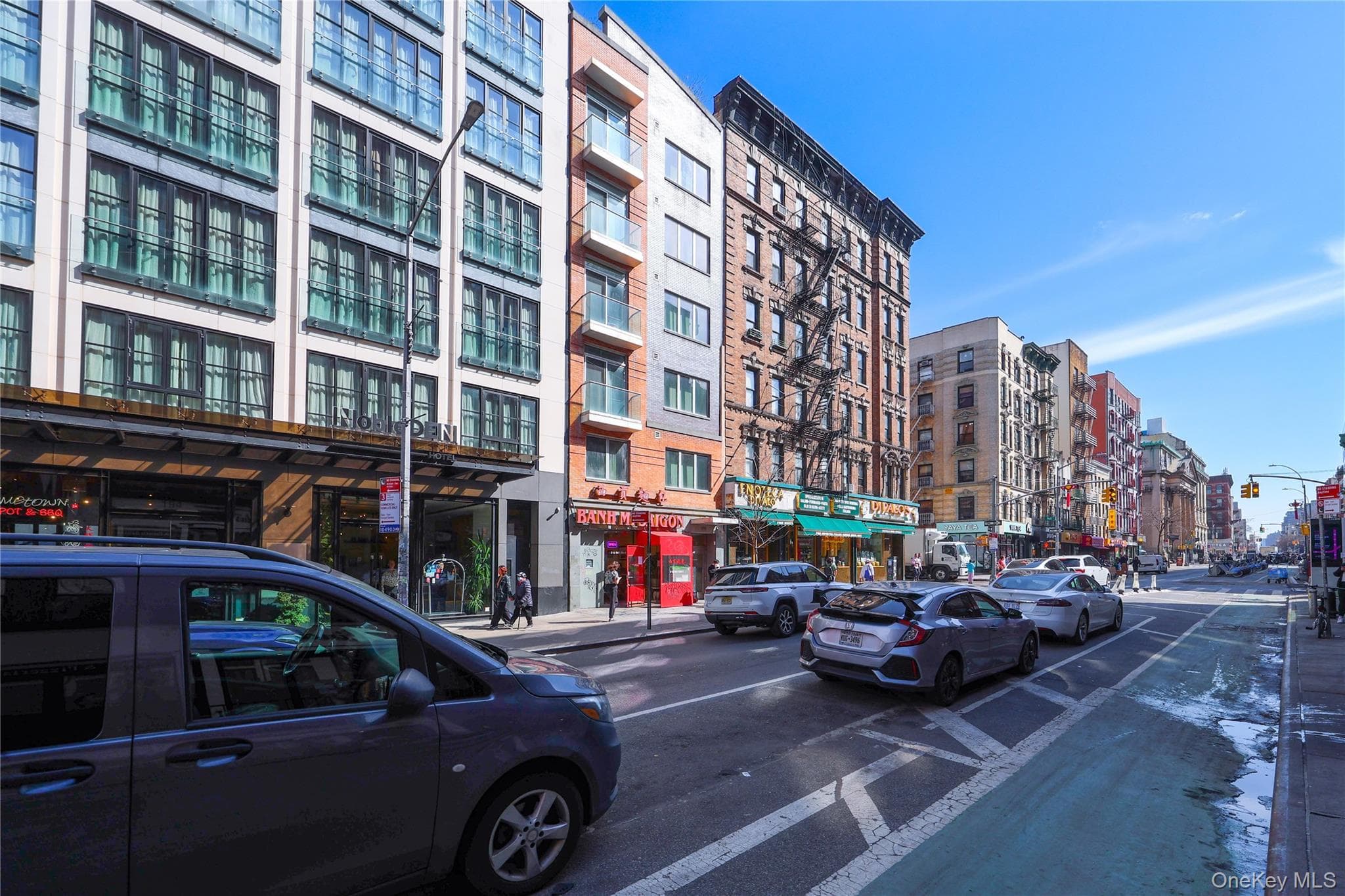 198 Grand Street thumbnail 31