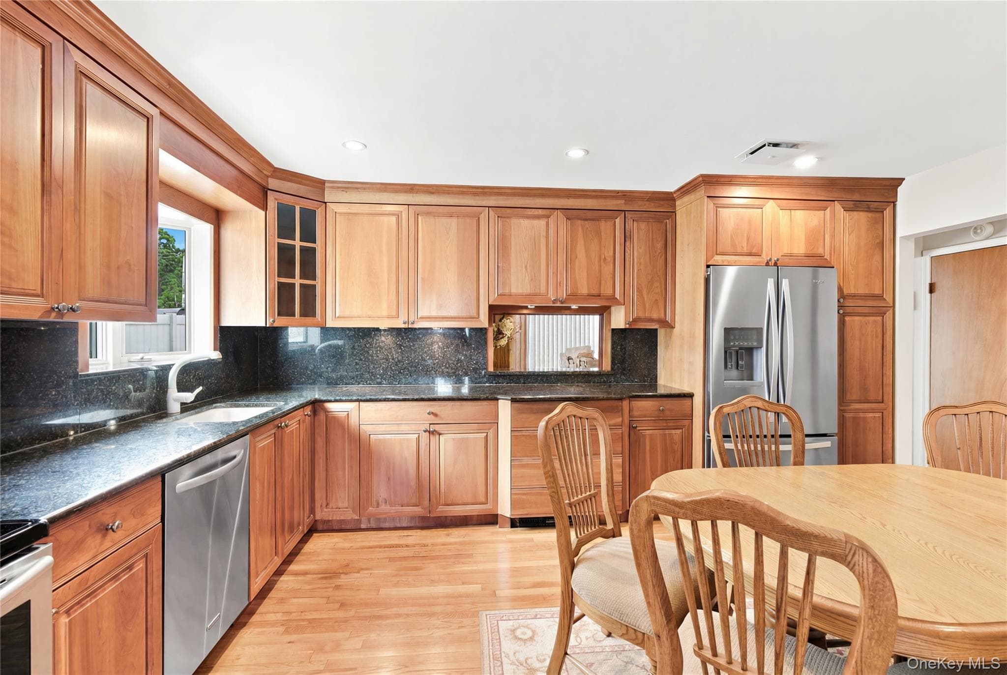 6 Navy Drive thumbnail 12