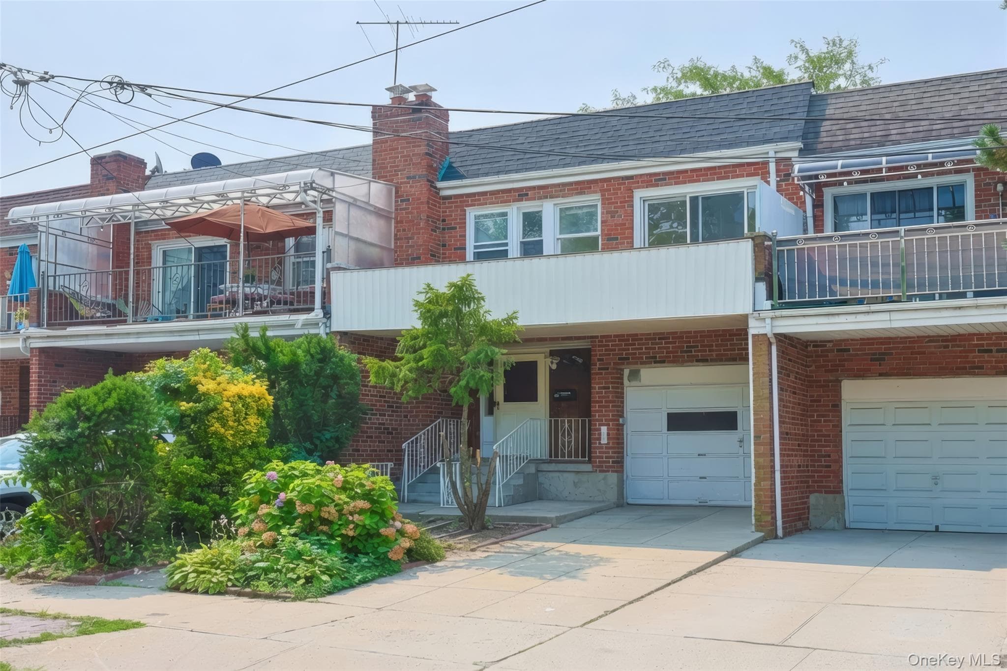 149-18 Cross Island Parkway, Whitestone