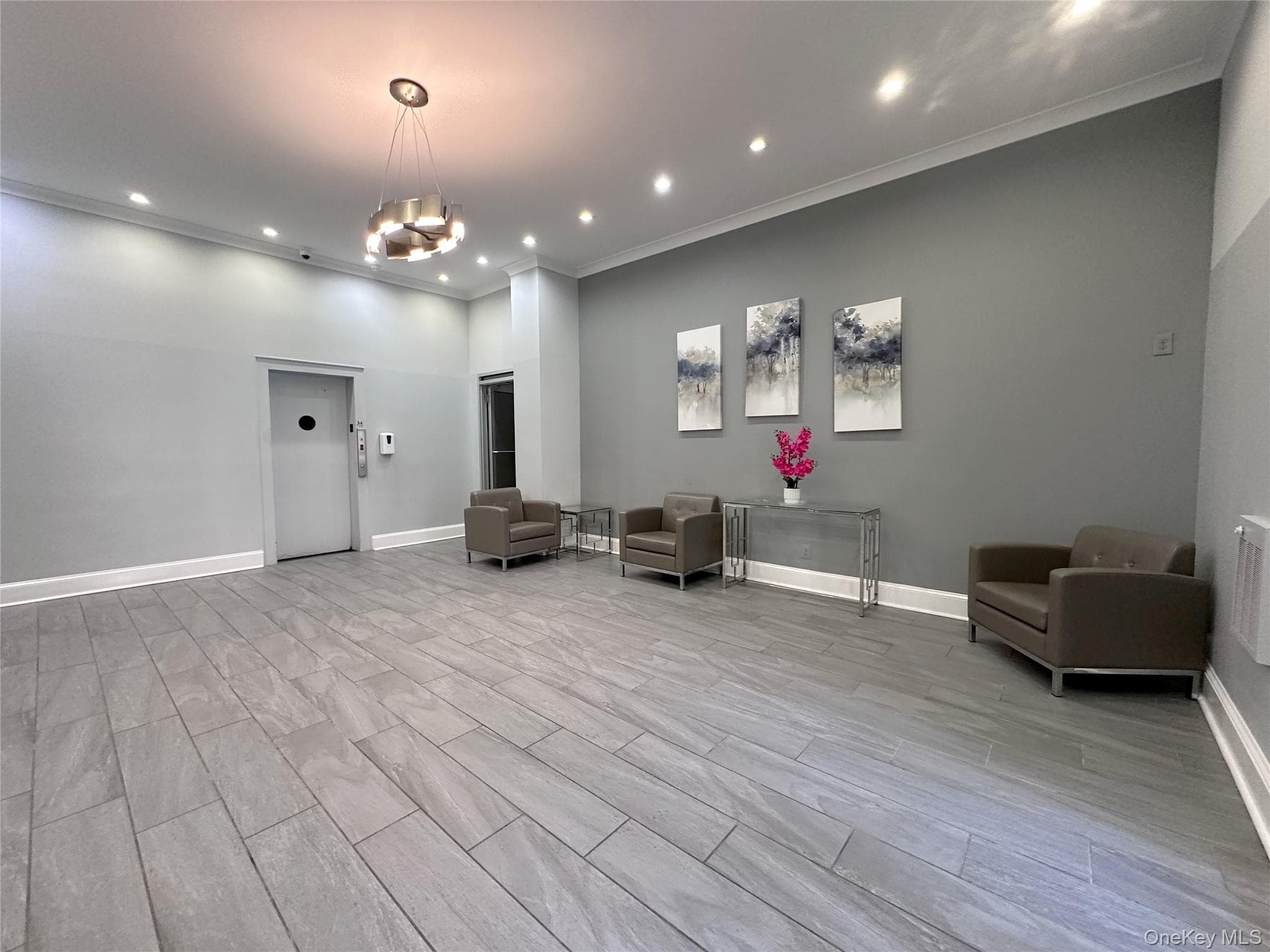 270 N Broadway Unit: 2HI thumbnail 3