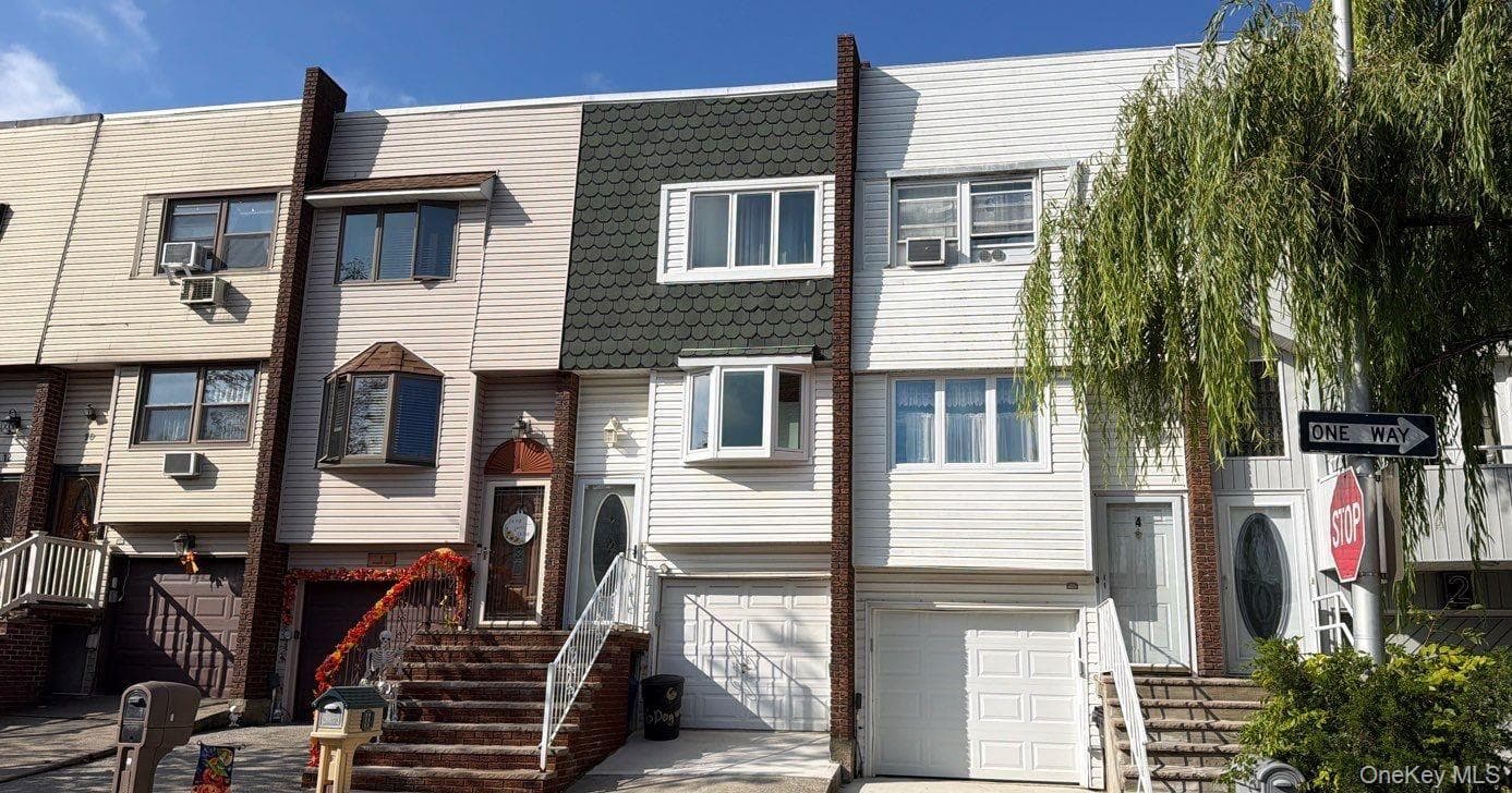 6 Dogwood Drive, Staten Island