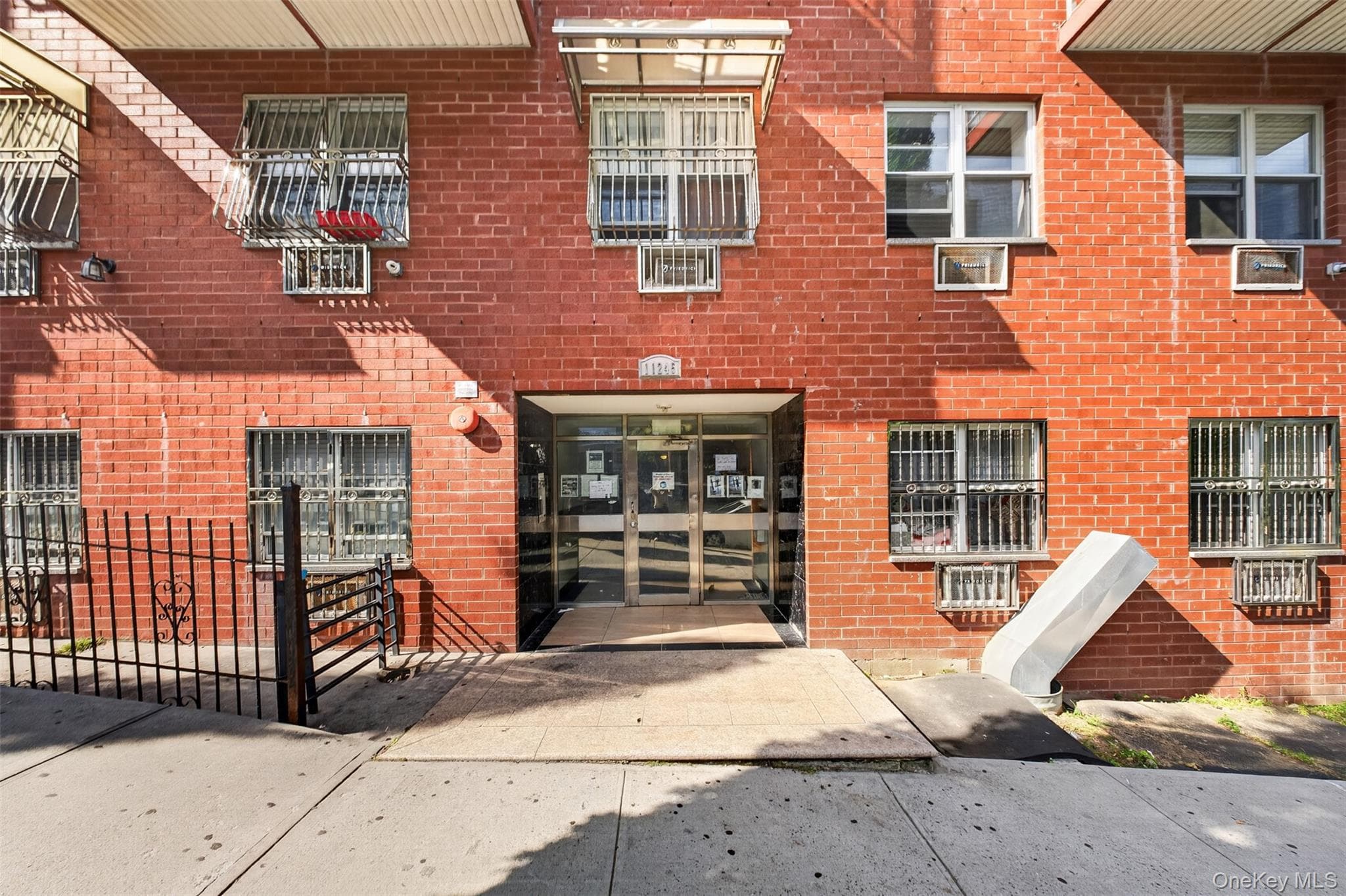 11245 39th Avenue Unit: 1E thumbnail 2