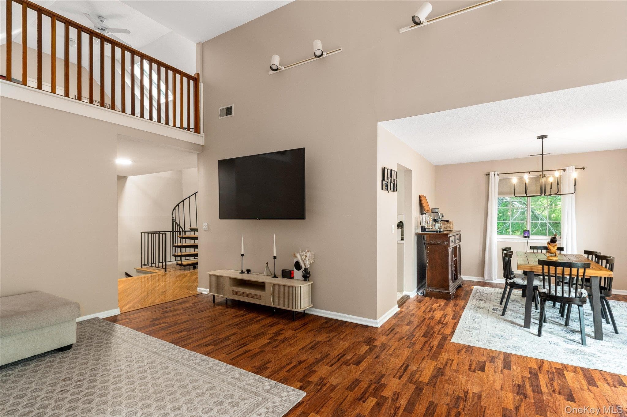 806 Orchard Hill Lane thumbnail 7