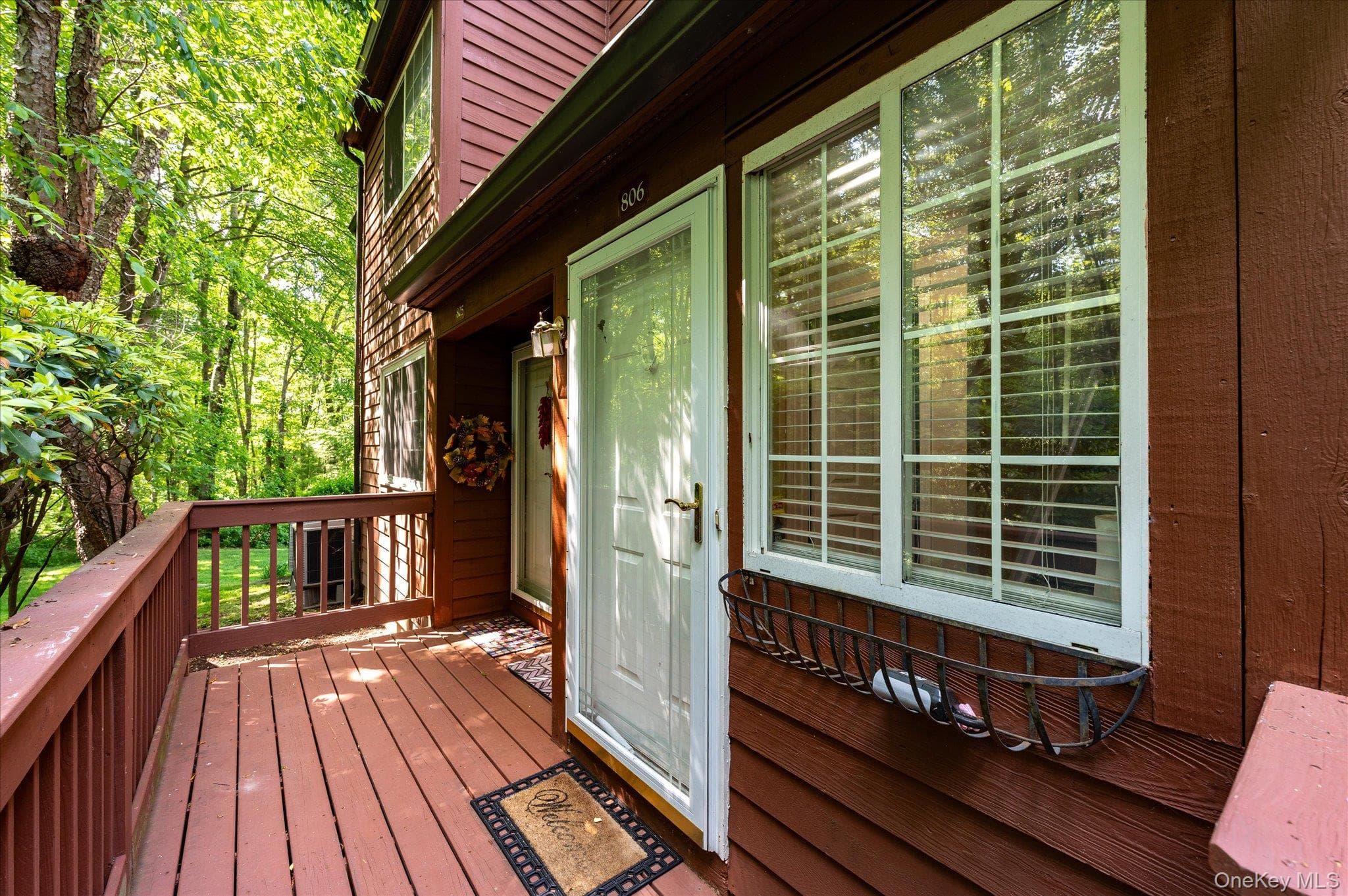 806 Orchard Hill Lane thumbnail 3