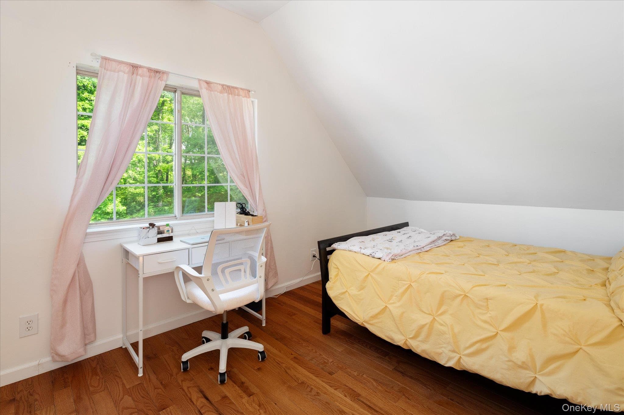 806 Orchard Hill Lane thumbnail 17