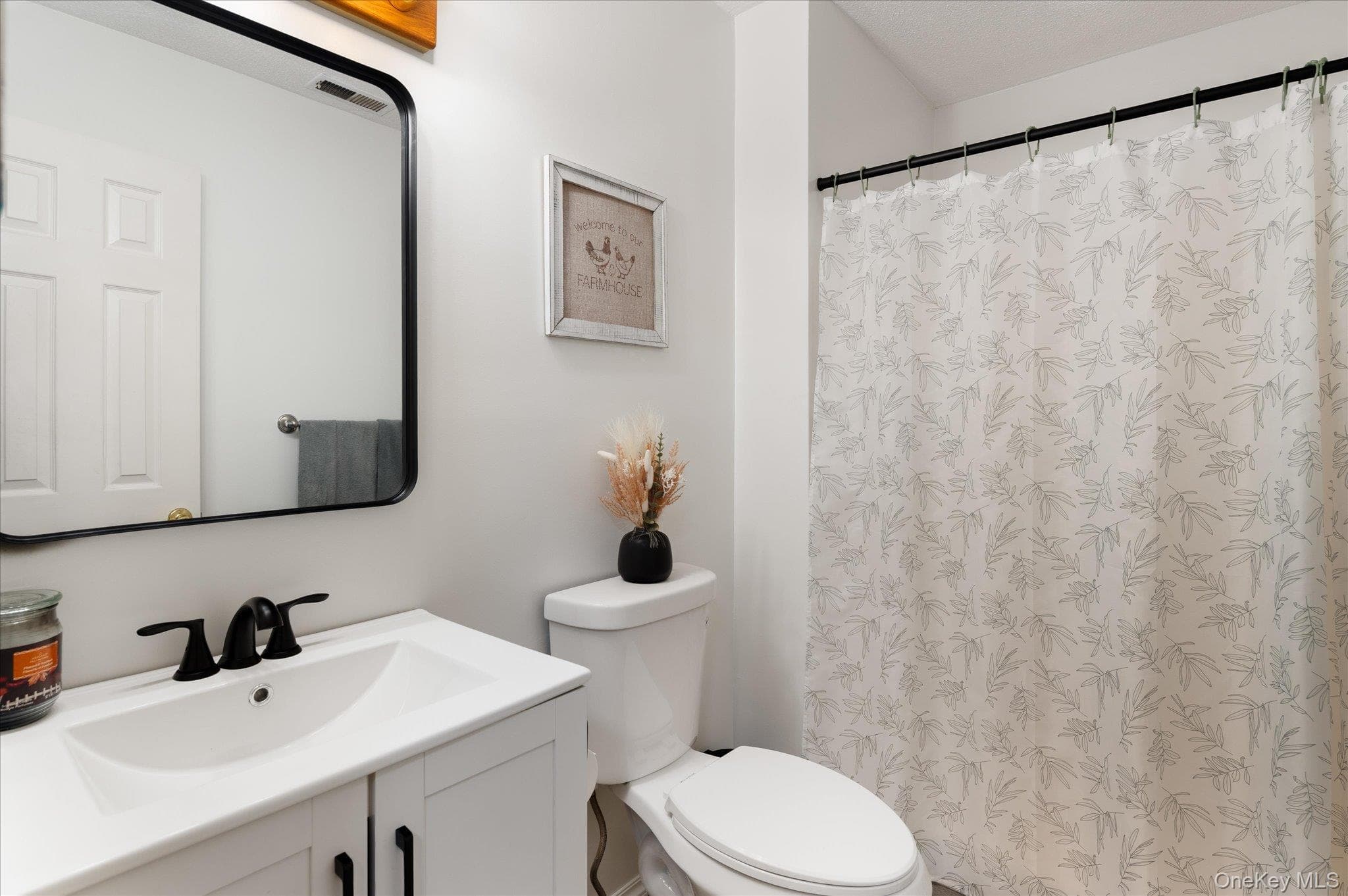 806 Orchard Hill Lane thumbnail 10
