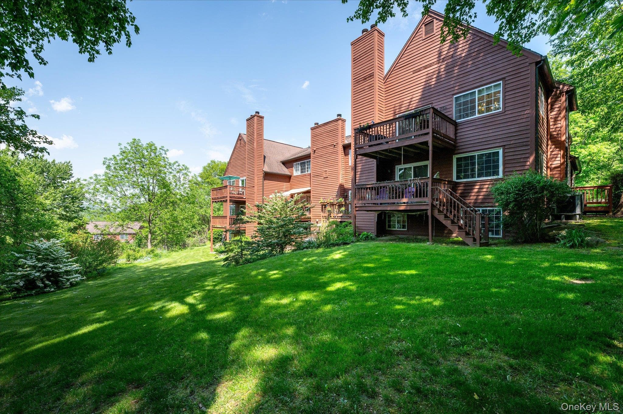 806 Orchard Hill Lane, Brewster