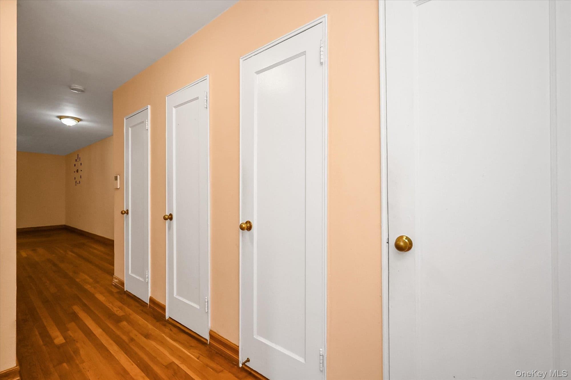 140-18 Burden Crescent Unit: 411 thumbnail 13
