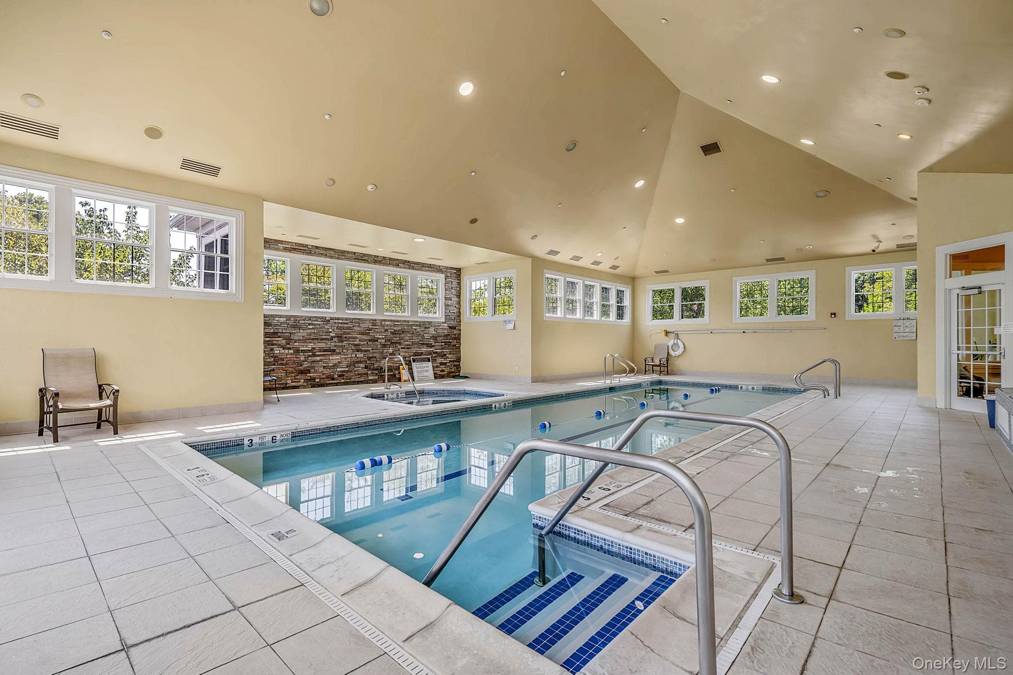 140 Chopin Place thumbnail 44