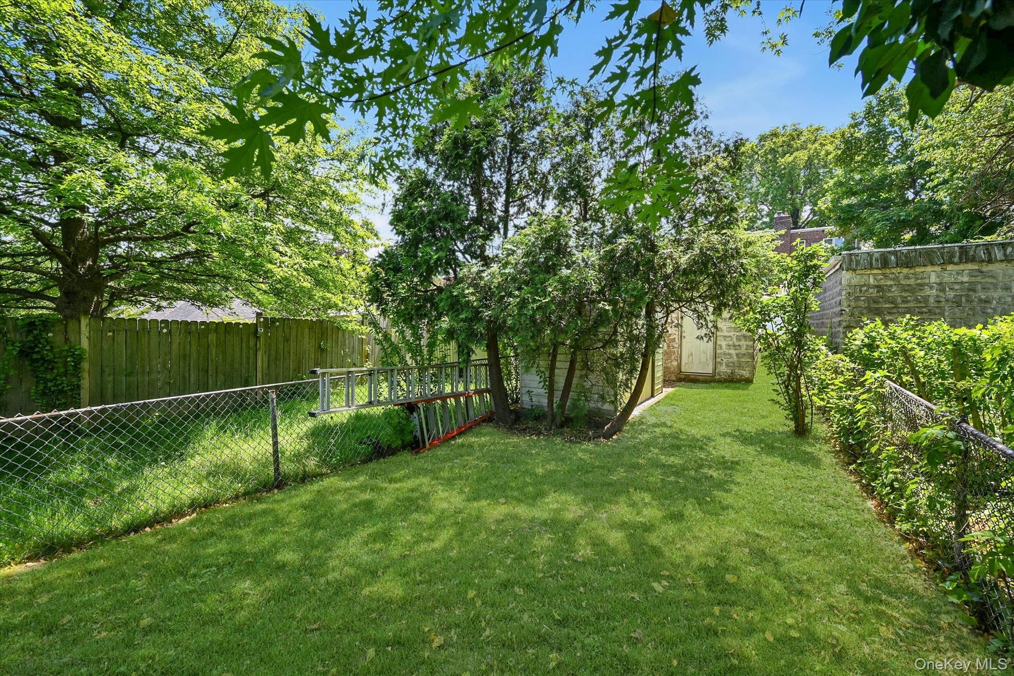 15822 Powells Cove Boulevard thumbnail 17