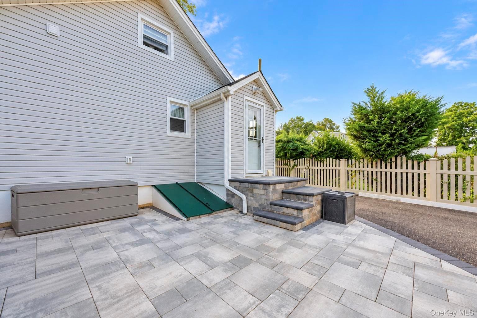 2930 Stevens Street thumbnail 30