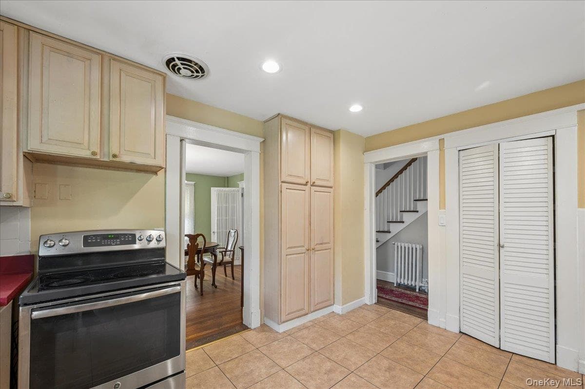 132 Washington Avenue thumbnail 13