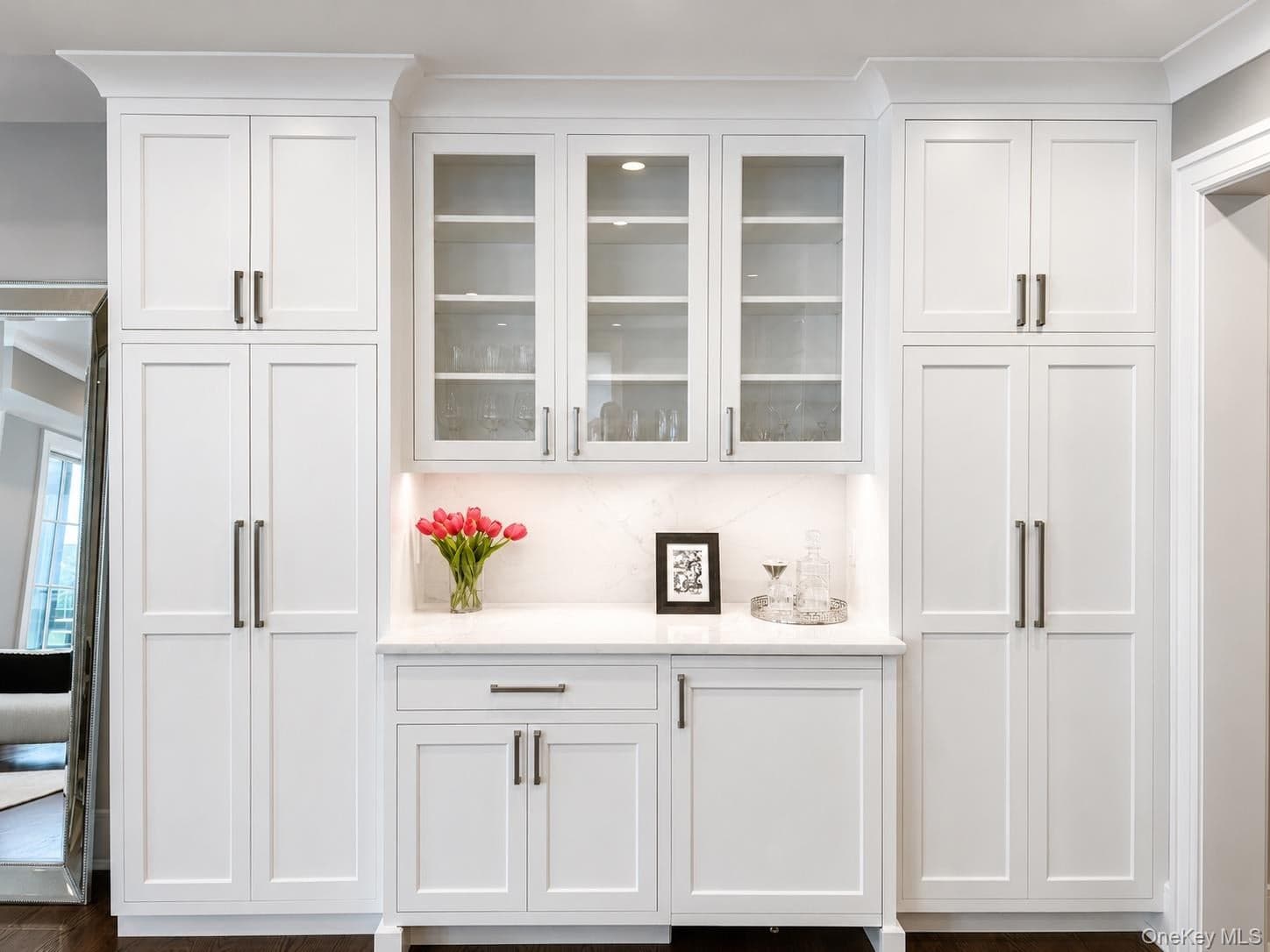 54 Locust Avenue Unit: A thumbnail 5
