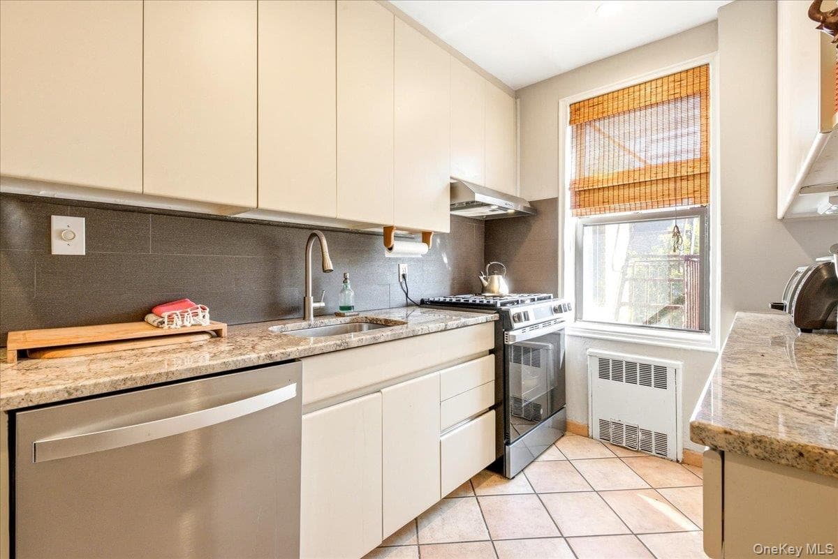 102-32 65th Avenue Unit: A44 thumbnail 7