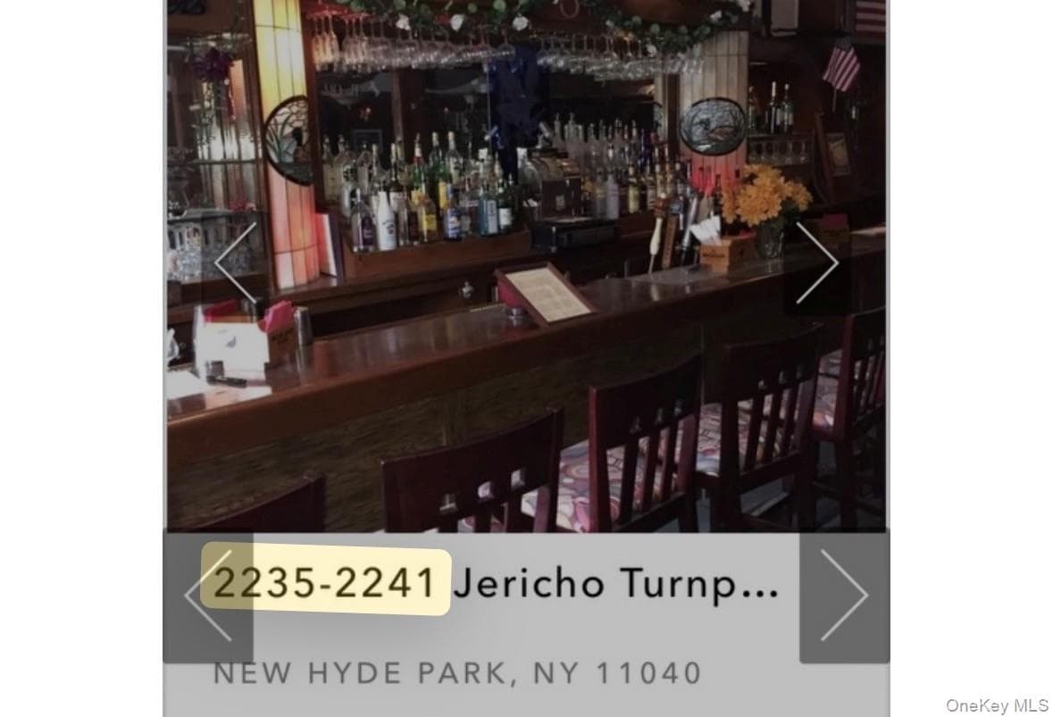 2235 Jericho Turnpike thumbnail 4