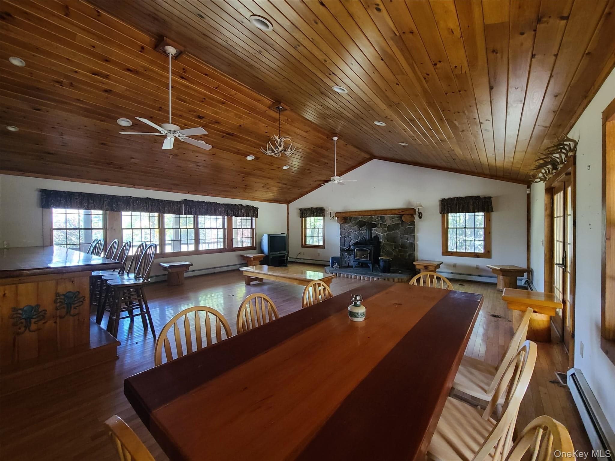 118 Hilltop Road thumbnail 8