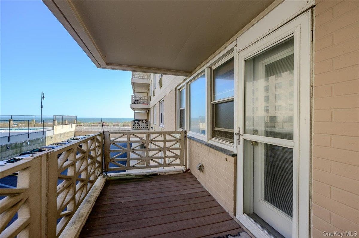 450 Shore RD Unit: 1A thumbnail 11