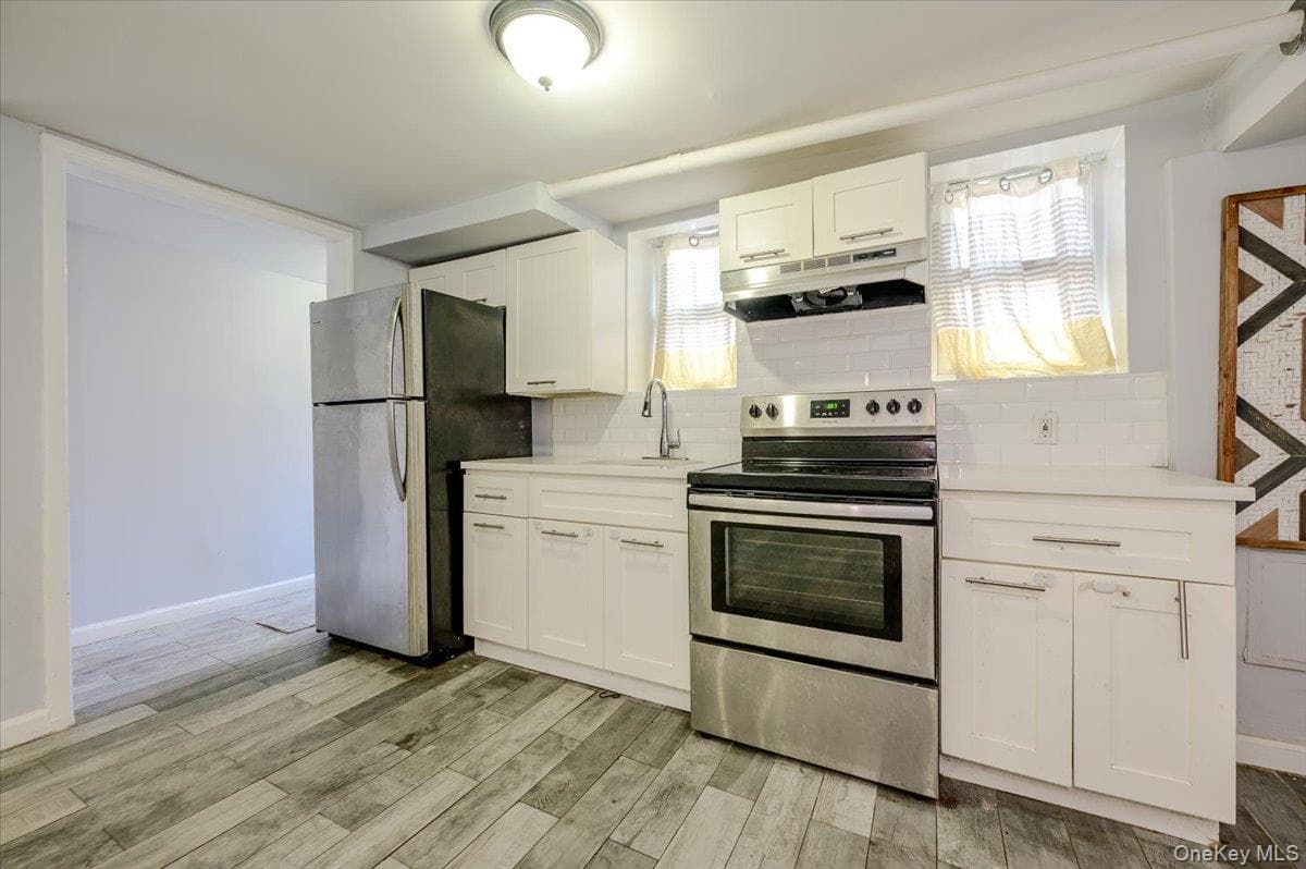 1321 Balcom Avenue Unit: 1 thumbnail 27