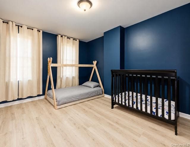 1321 Balcom Avenue Unit: 1 thumbnail 11
