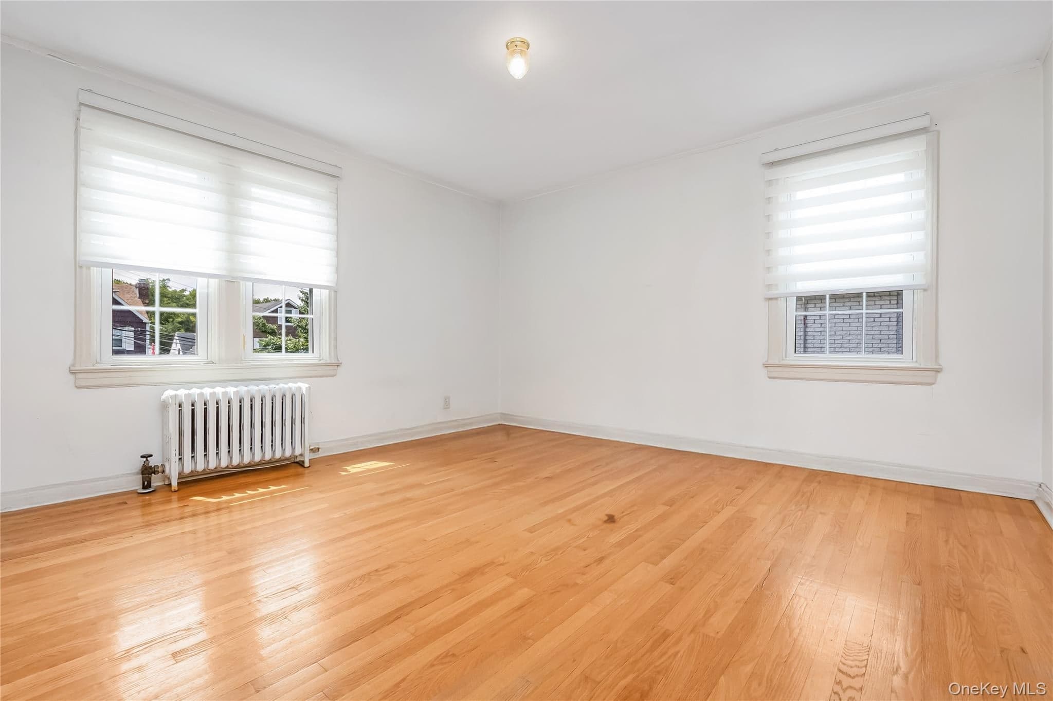 24829 Cambria Avenue thumbnail 11