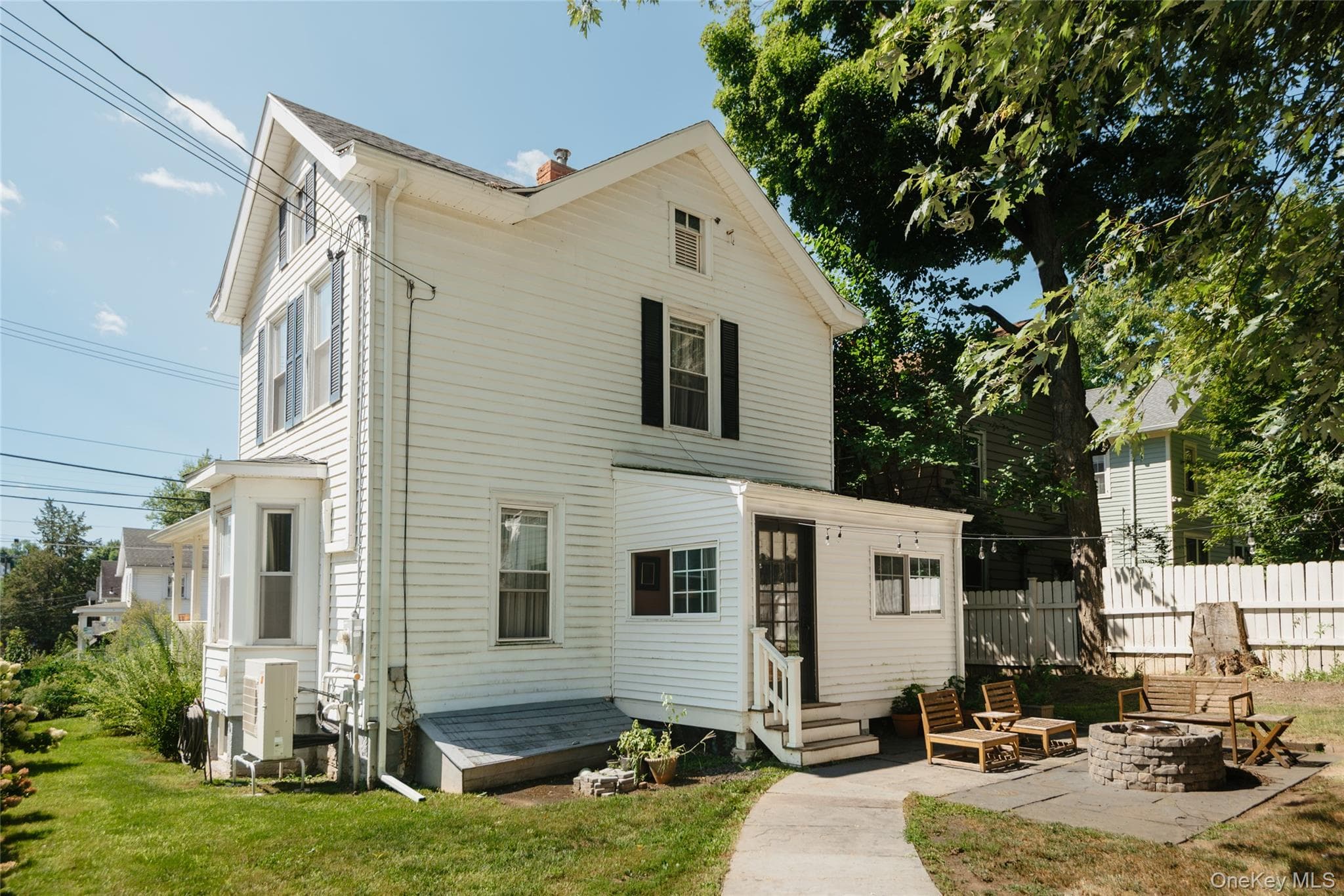 328 Hasbrouck Avenue thumbnail 26