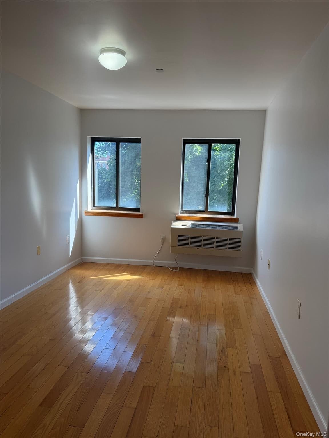 112-26 38th Avenue Unit: 4A thumbnail 2