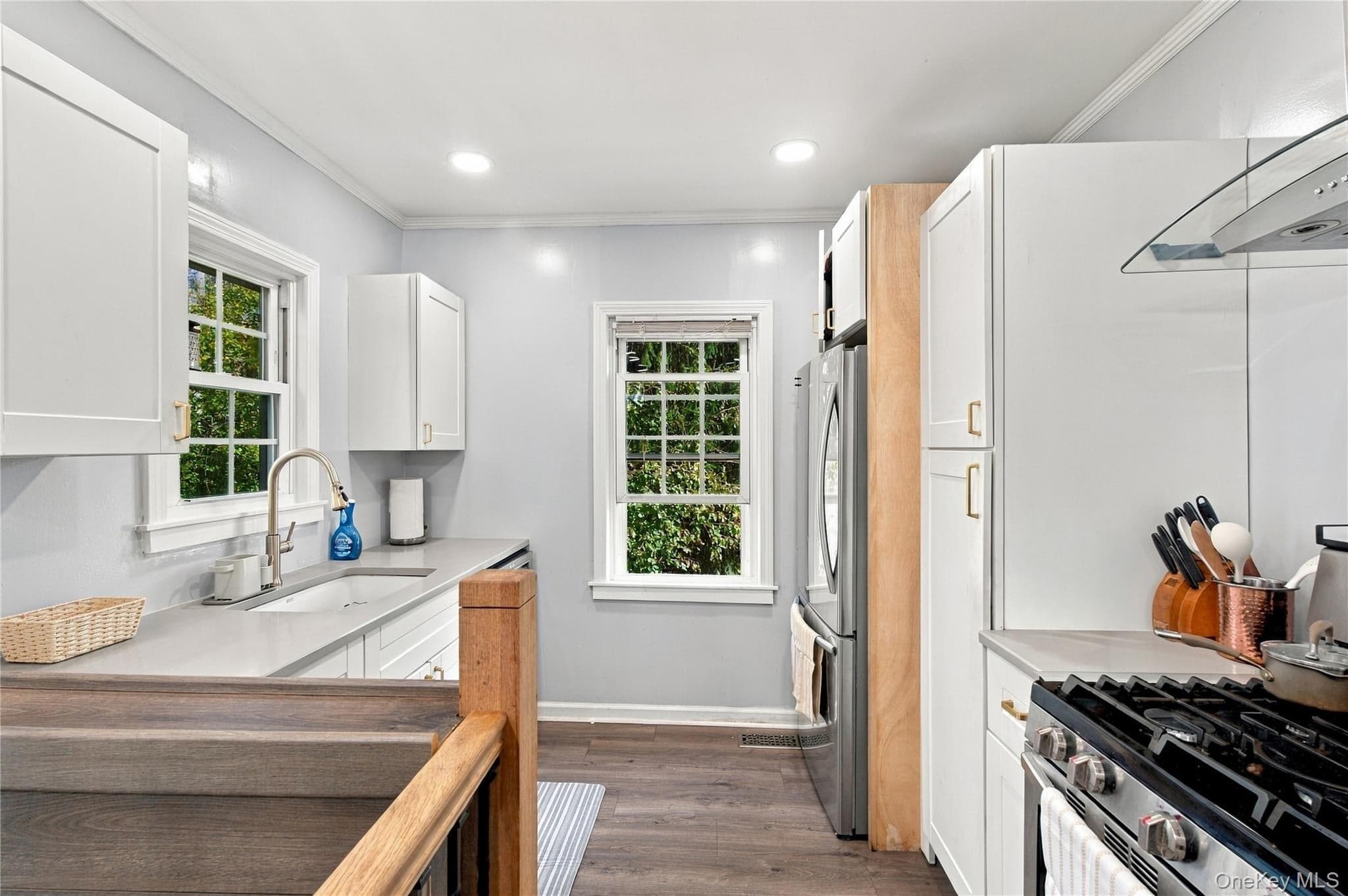 129 Winthrop Avenue thumbnail 9