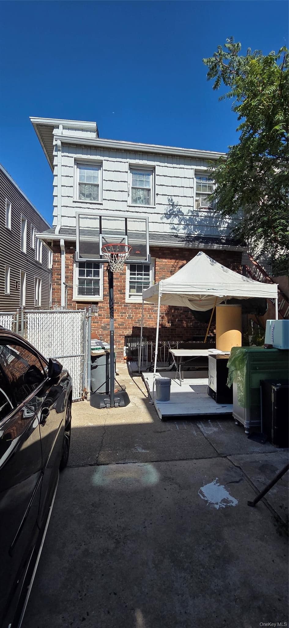 1496 E 94th Street thumbnail 3