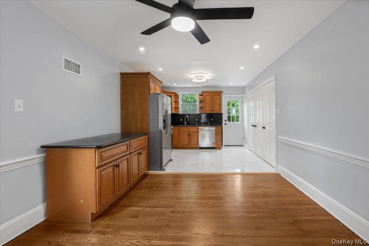 336 W Seaman Avenue thumbnail 5