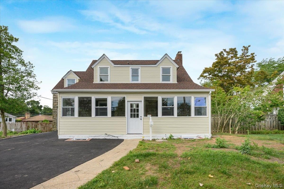 336 W Seaman Avenue thumbnail 2