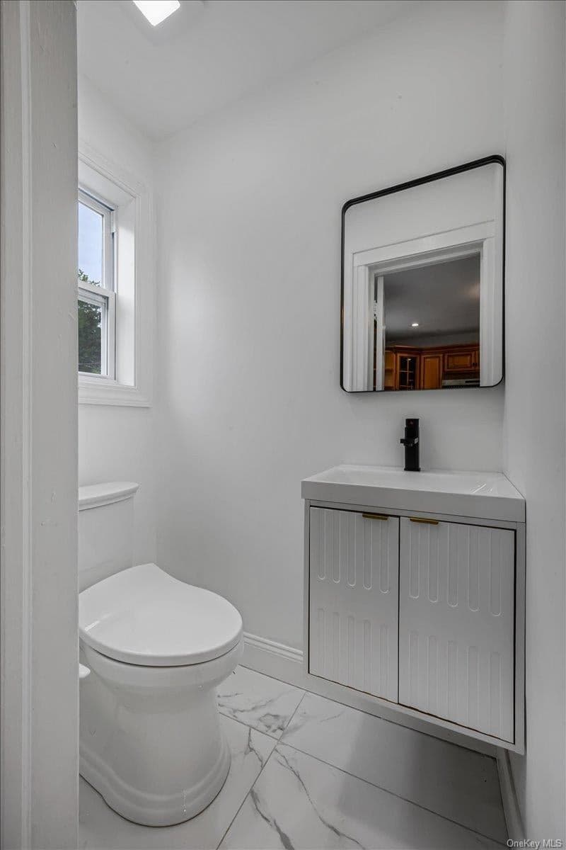 336 W Seaman Avenue thumbnail 8