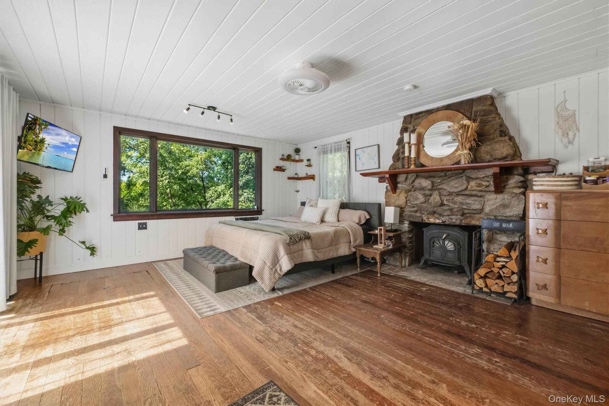 136 Bundy Hill Road thumbnail 12