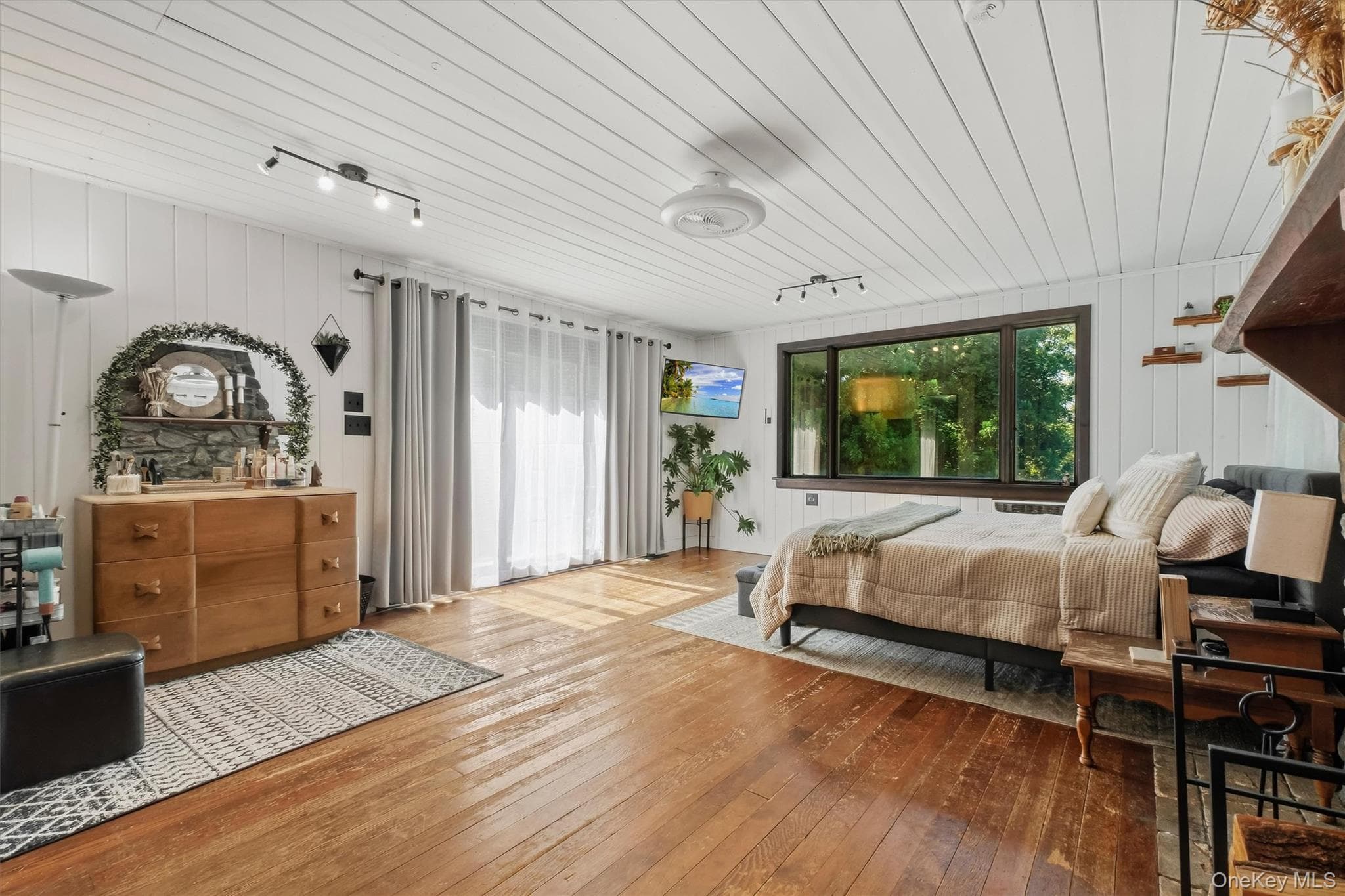 136 Bundy Hill Road thumbnail 13