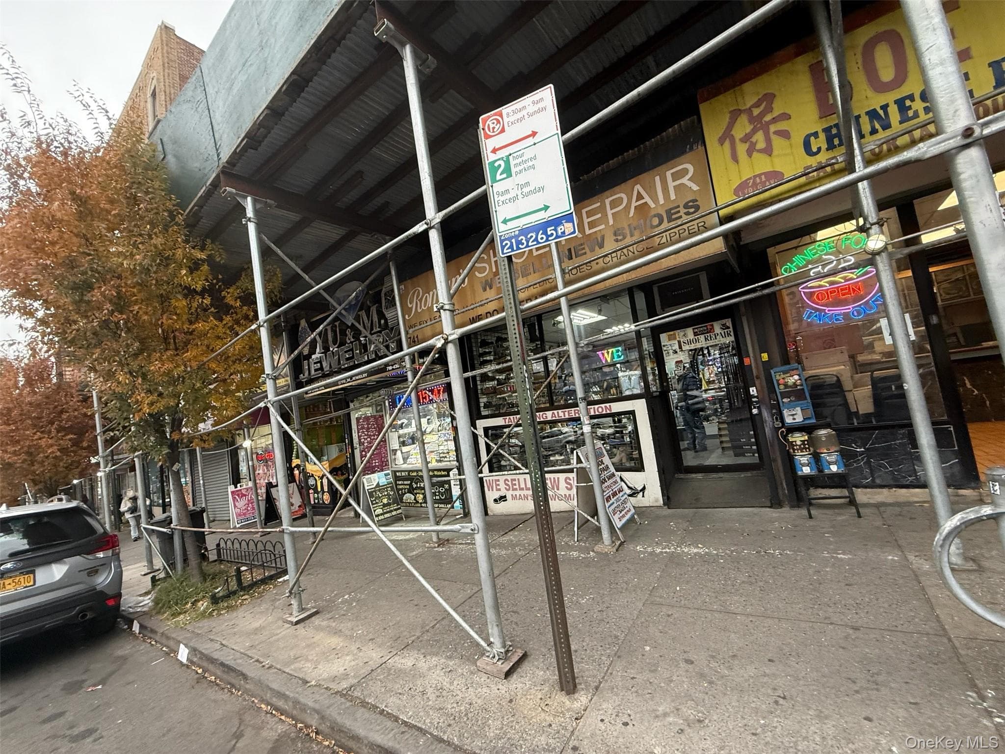 741 Lydig Avenue thumbnail 4