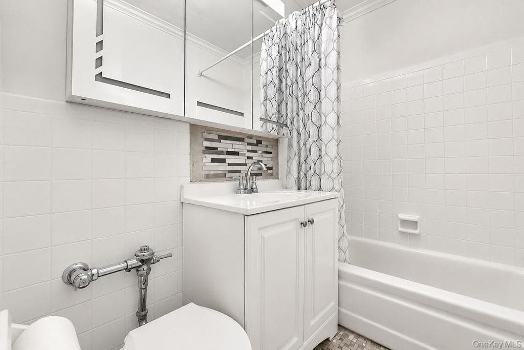 9910 60th Avenue Unit: 5J thumbnail 12