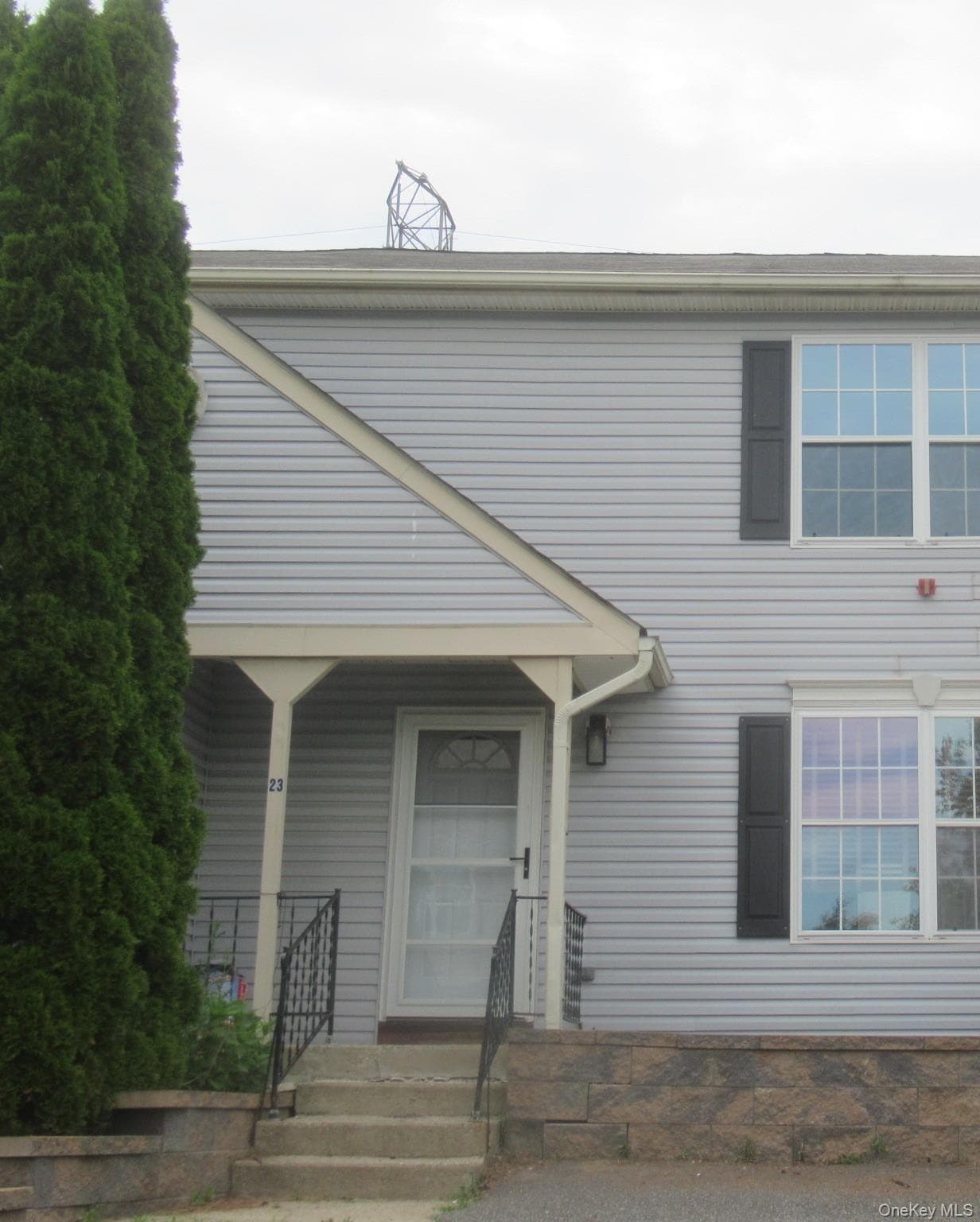 23 Marian Court, Warwick