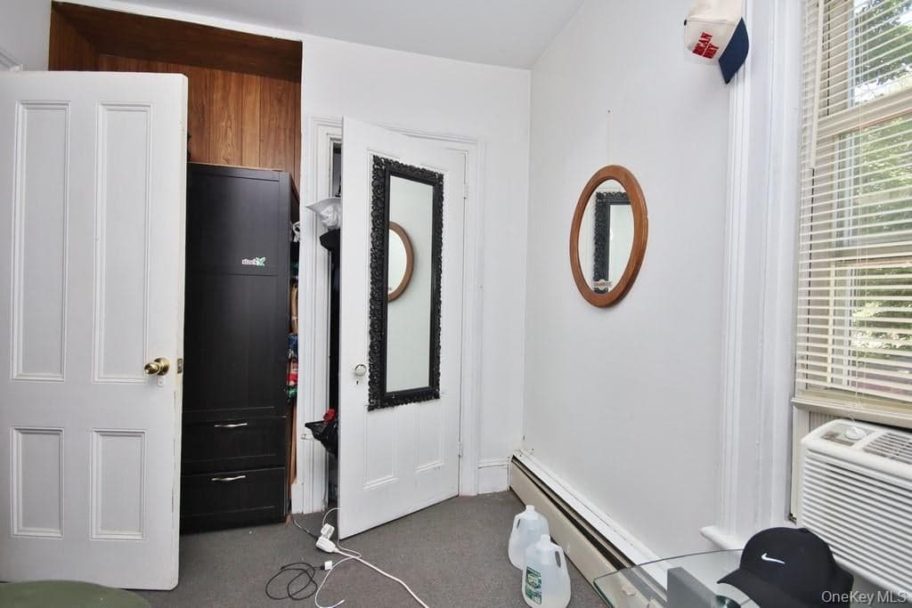 219 Spring Street thumbnail 13