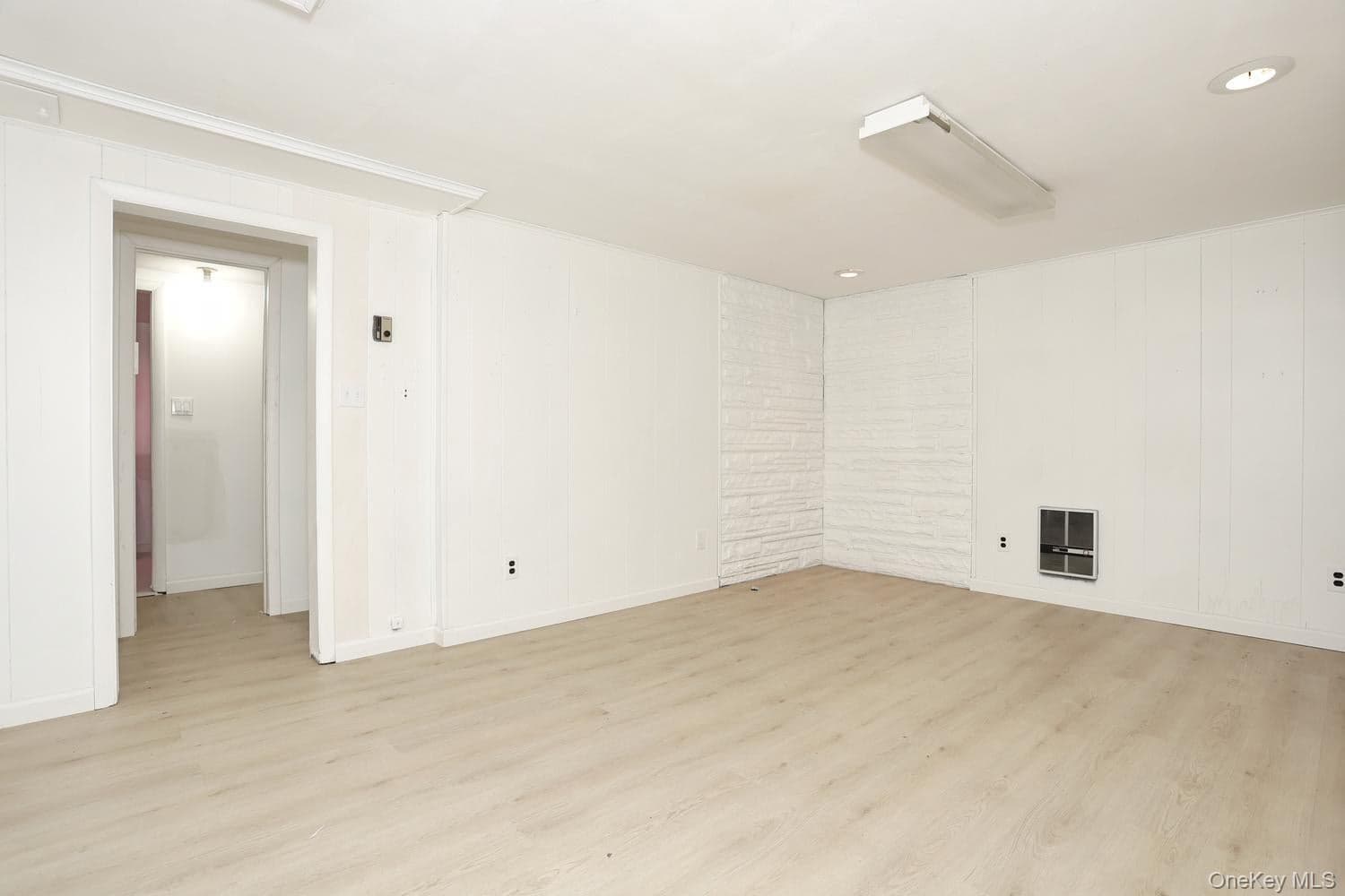 160 Pascack Road thumbnail 28