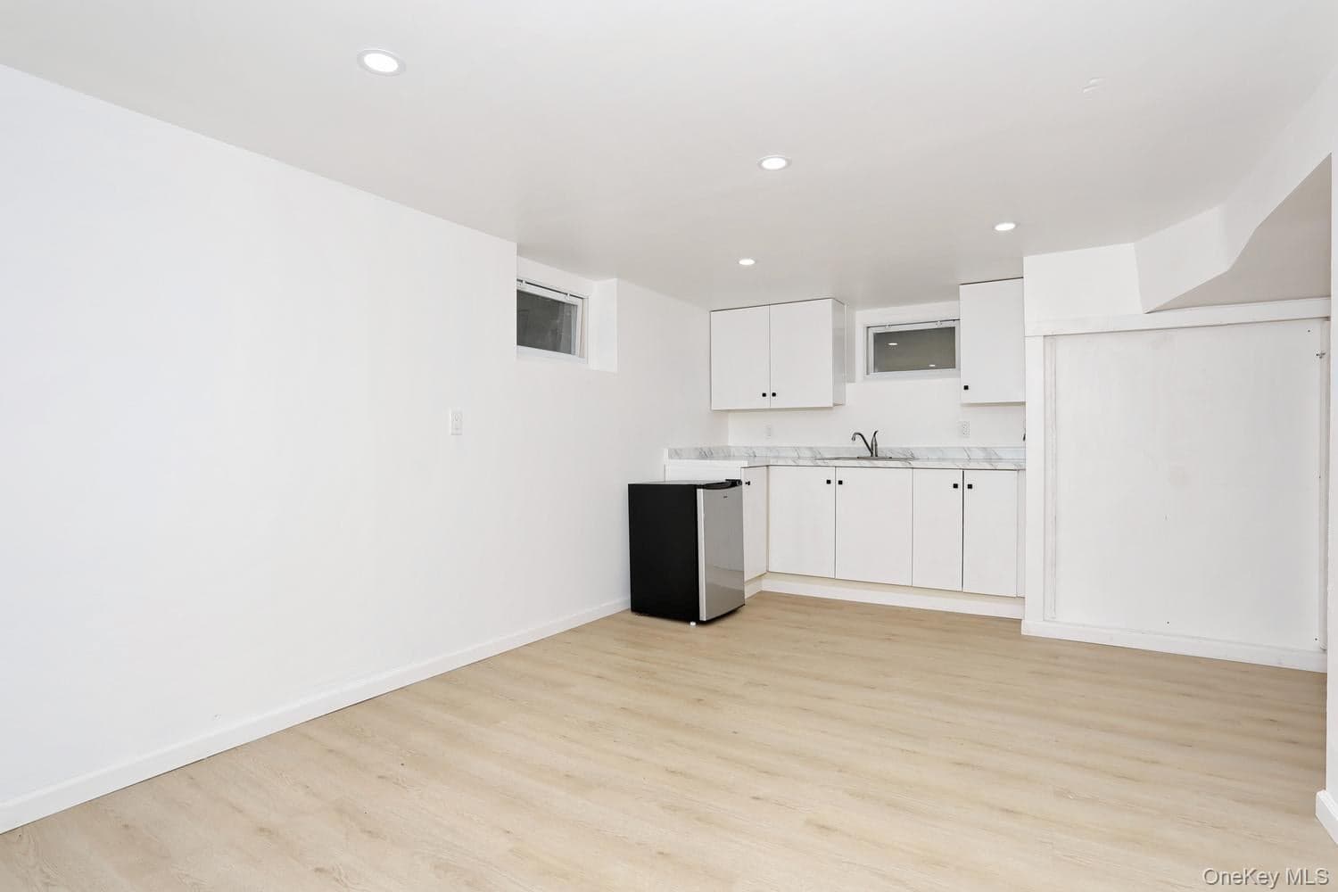 160 Pascack Road thumbnail 26