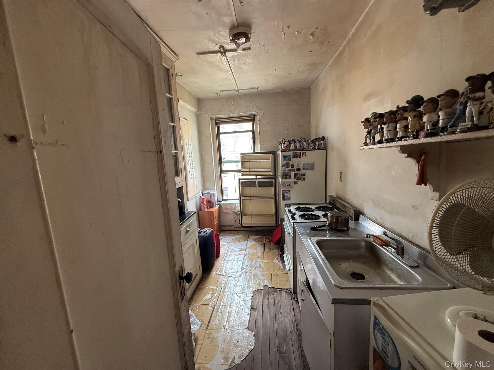 828 Gerard AVE Unit: 5C thumbnail 4