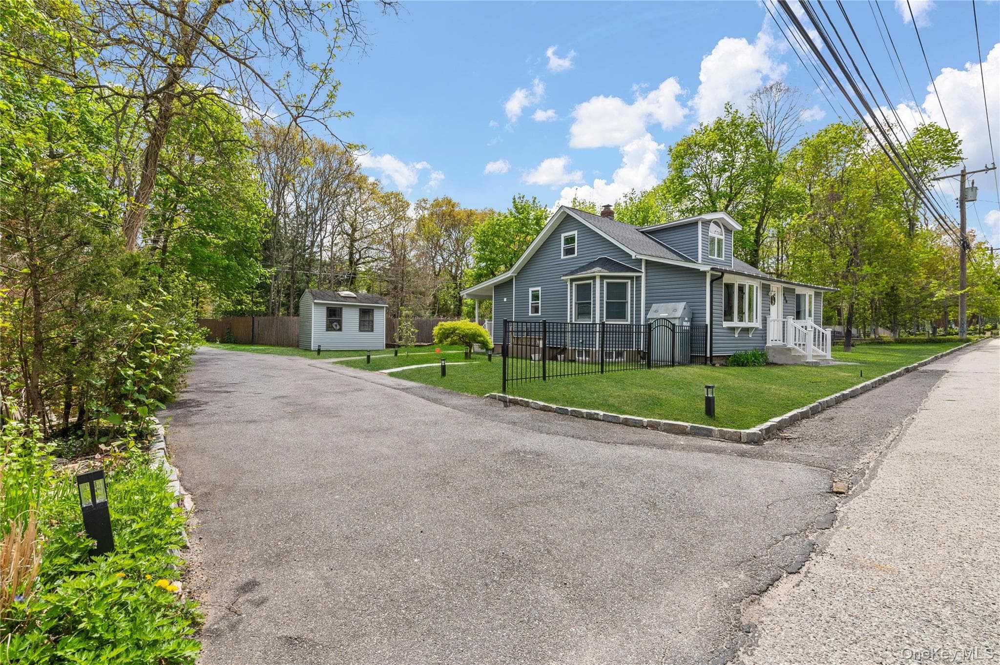 466 Long Island Avenue thumbnail 26