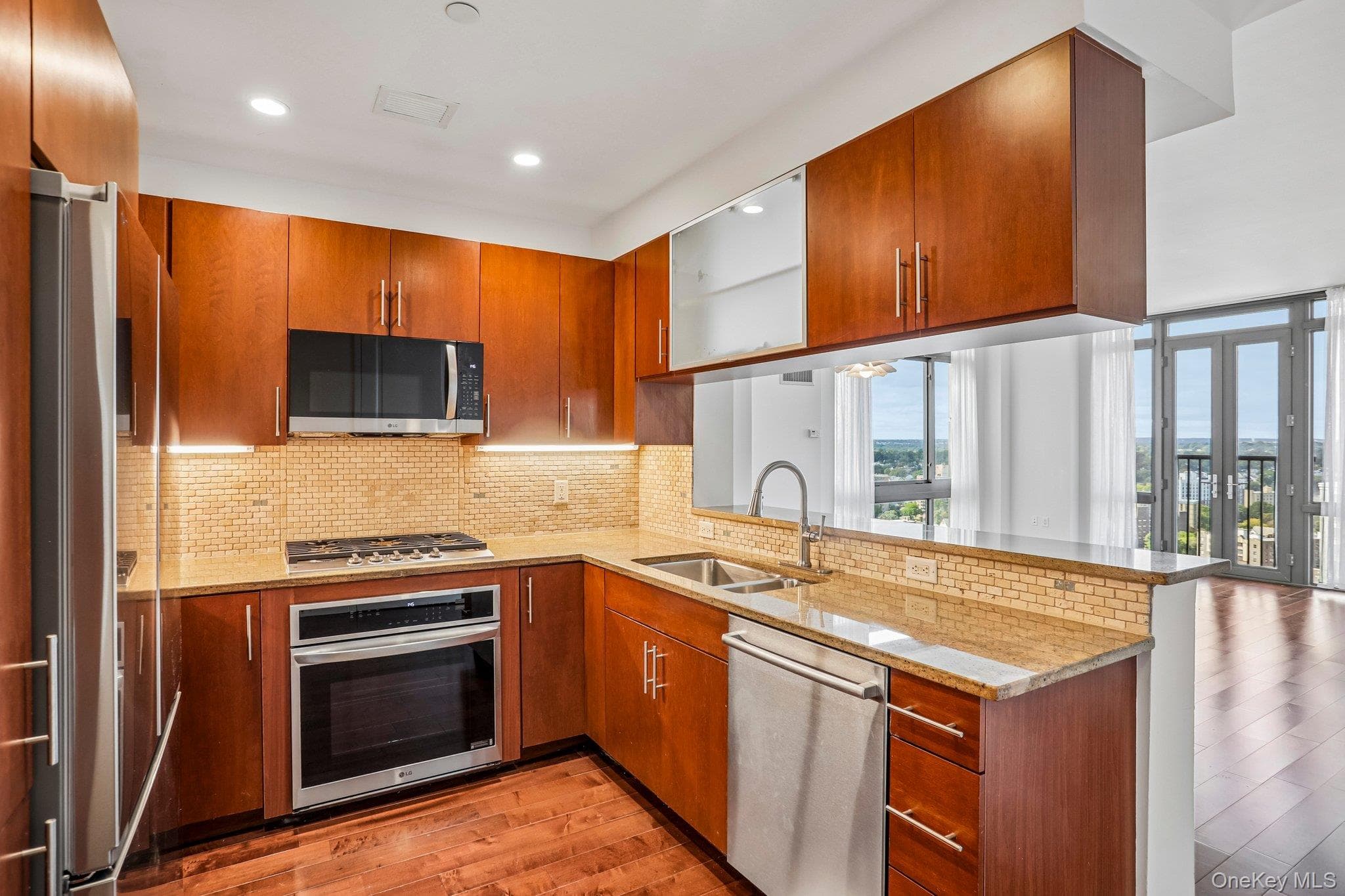 175 Huguenot Street Unit: 2107 thumbnail 10
