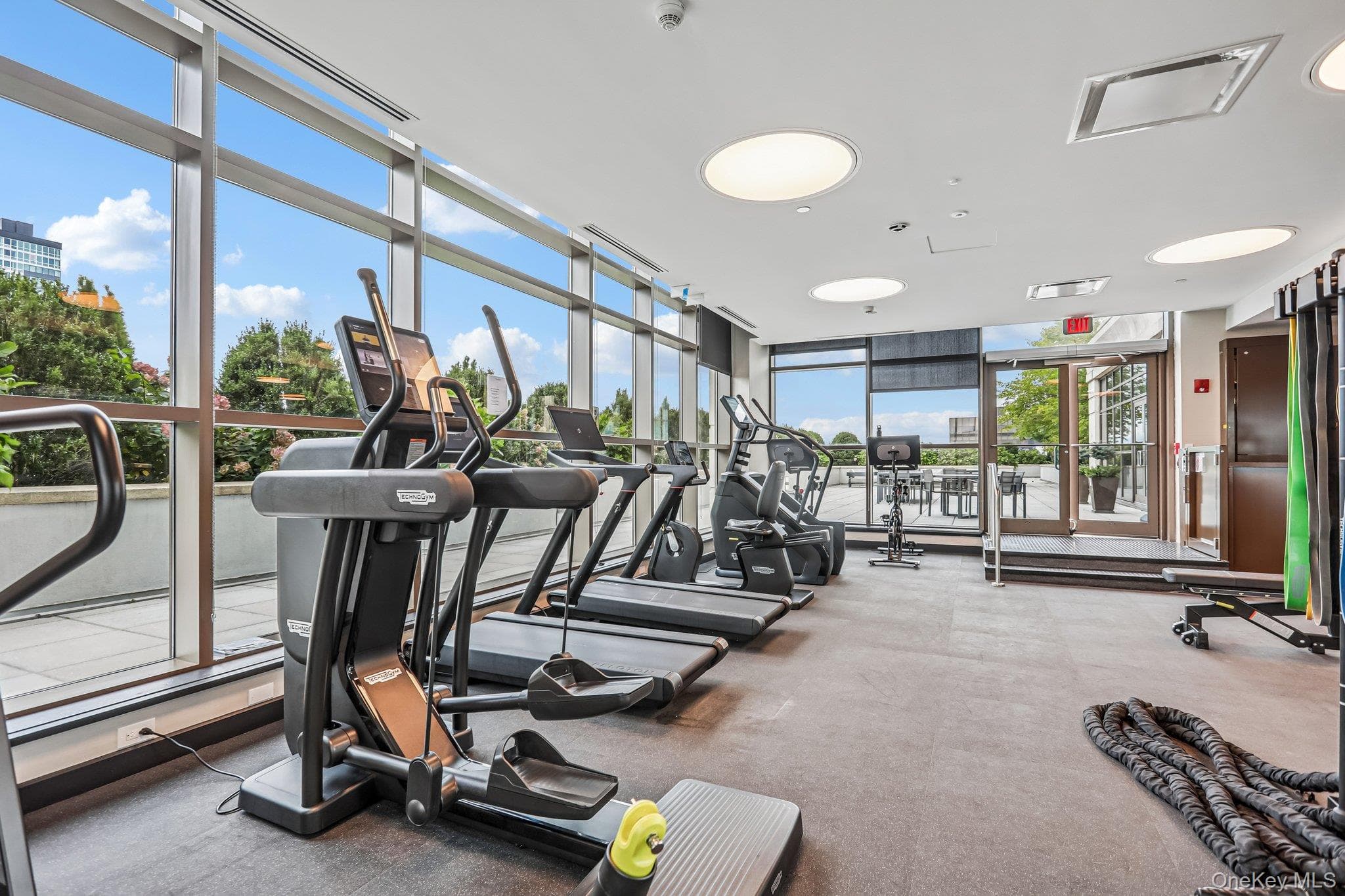 175 Huguenot Street Unit: 2107 thumbnail 36