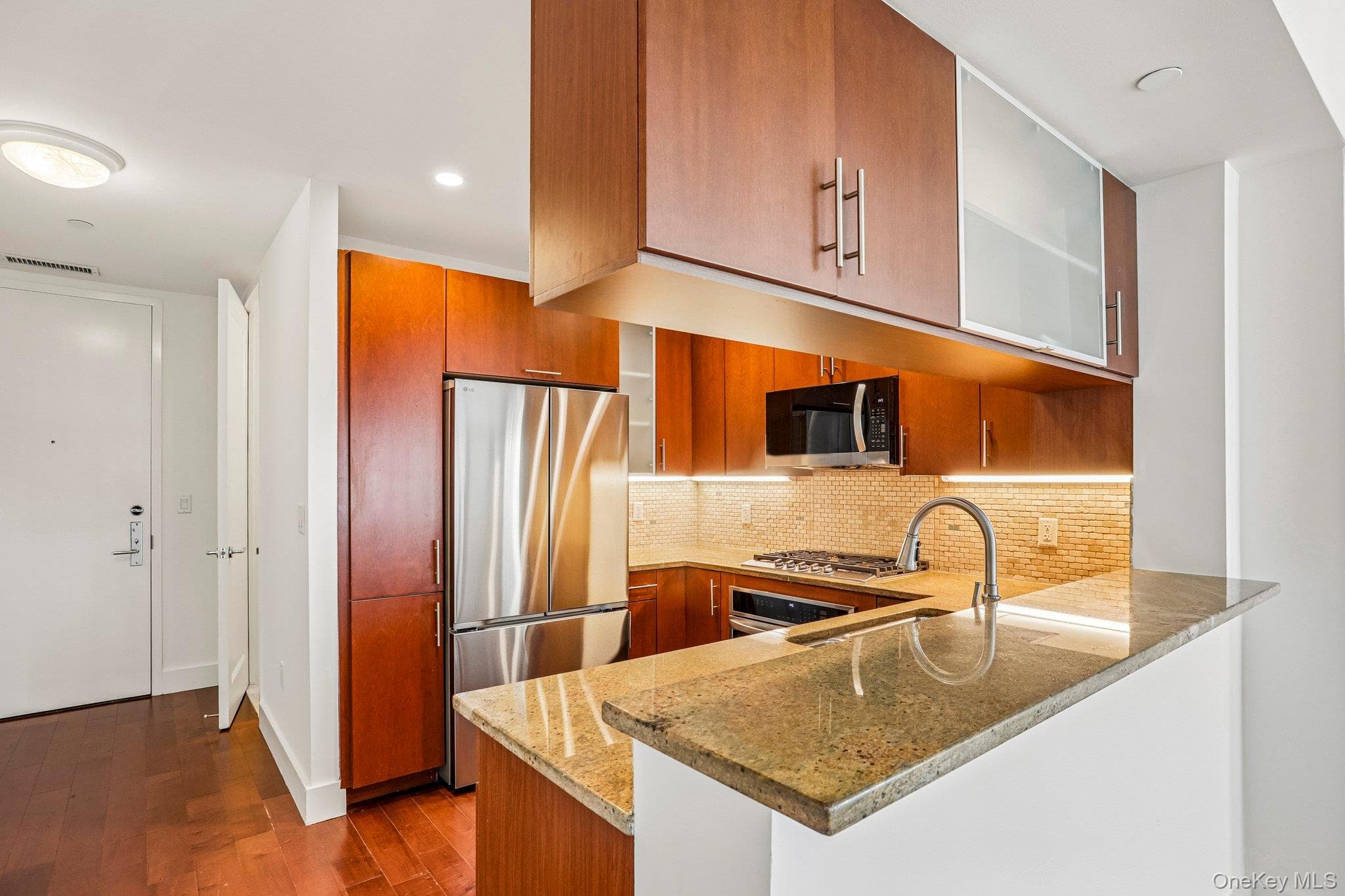 175 Huguenot Street Unit: 2107 thumbnail 12