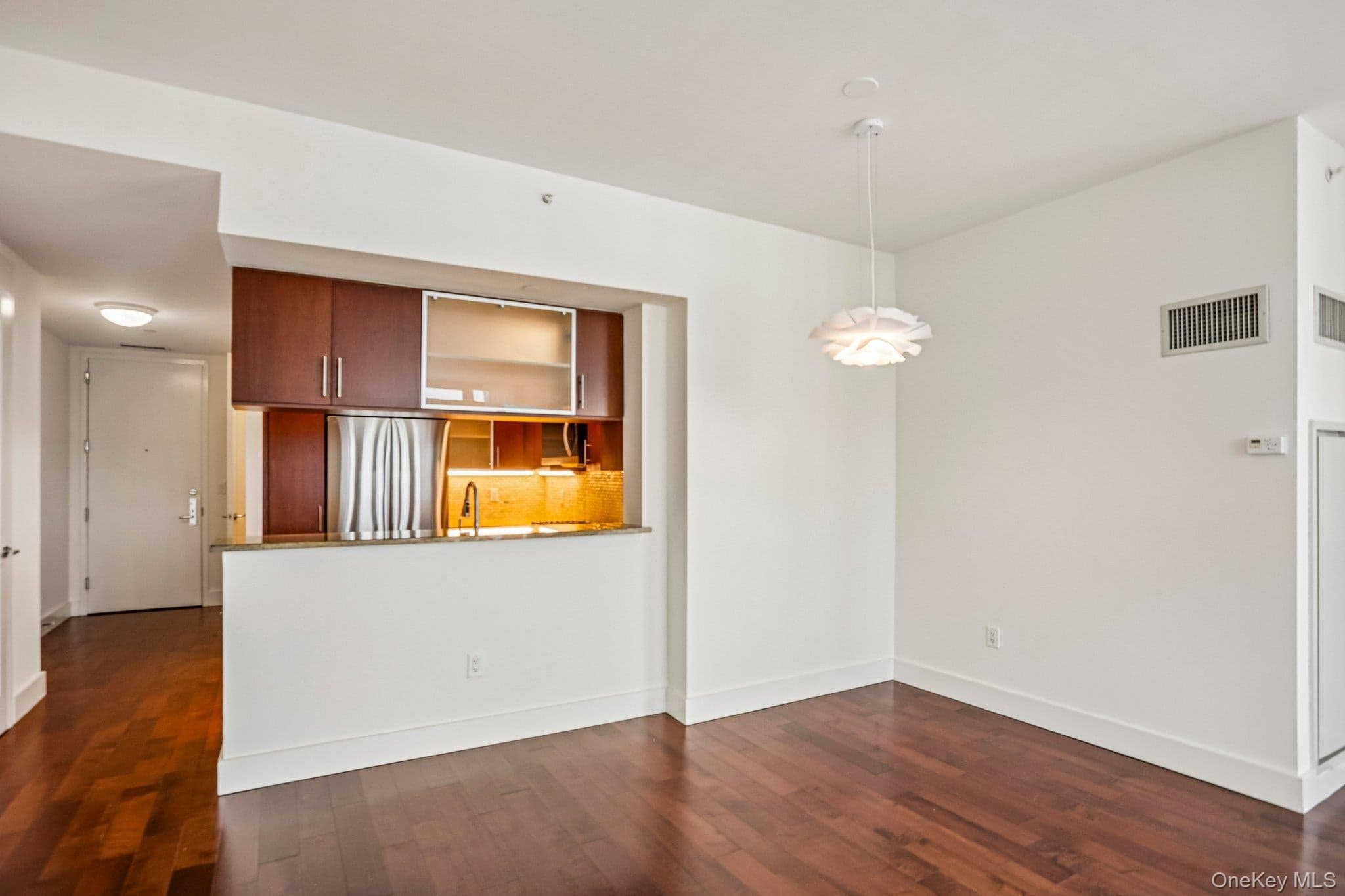 175 Huguenot Street Unit: 2107 thumbnail 9