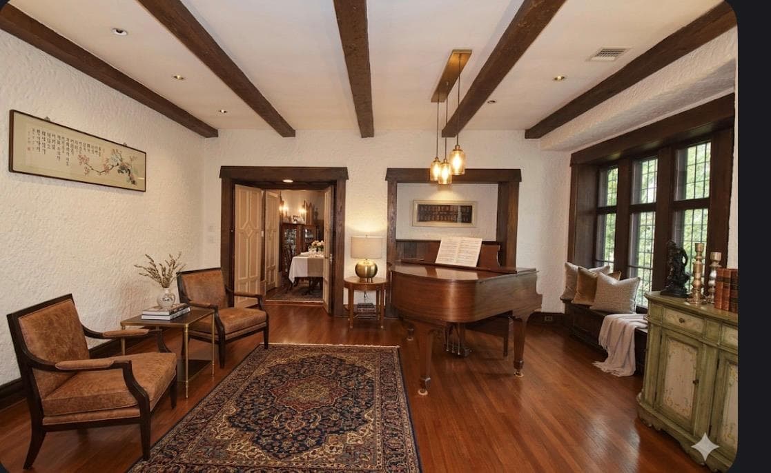 539 Manhasset Woods Road thumbnail 6