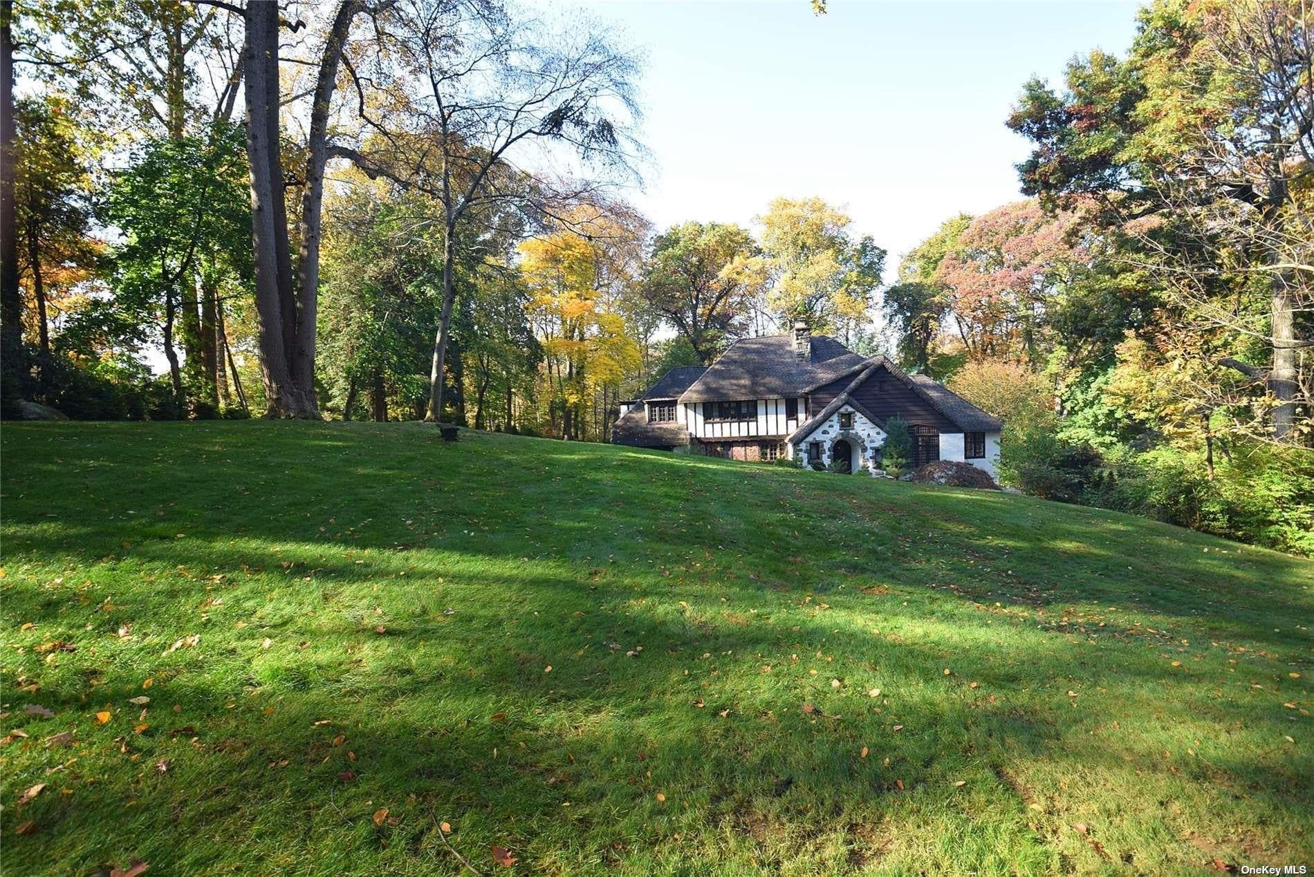 539 Manhasset Woods Road thumbnail 36