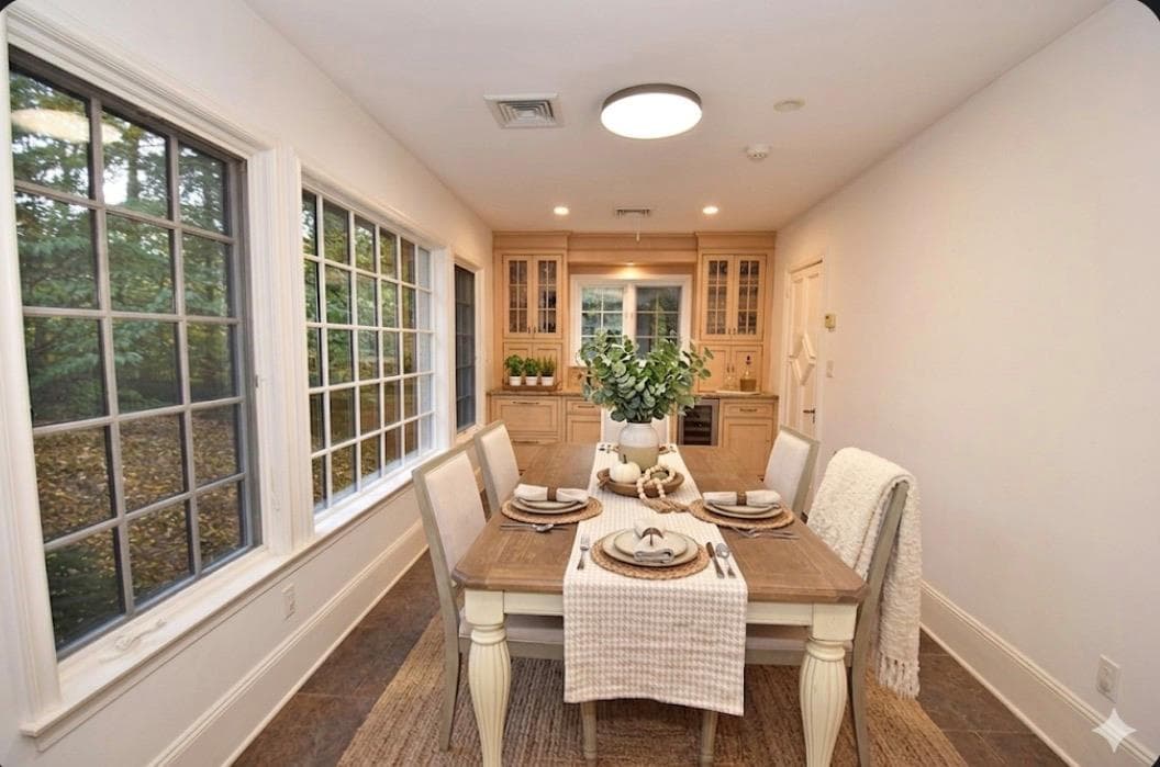 539 Manhasset Woods Road thumbnail 8
