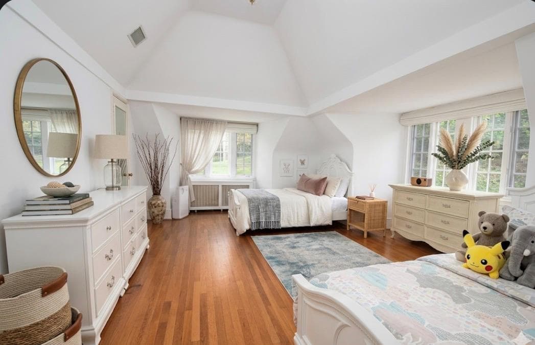 539 Manhasset Woods Road thumbnail 21